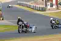 Vintage-motorcycle-club;eventdigitalimages;mallory-park;mallory-park-trackday-photographs;no-limits-trackdays;peter-wileman-photography;trackday-digital-images;trackday-photos;vmcc-festival-1000-bikes-photographs